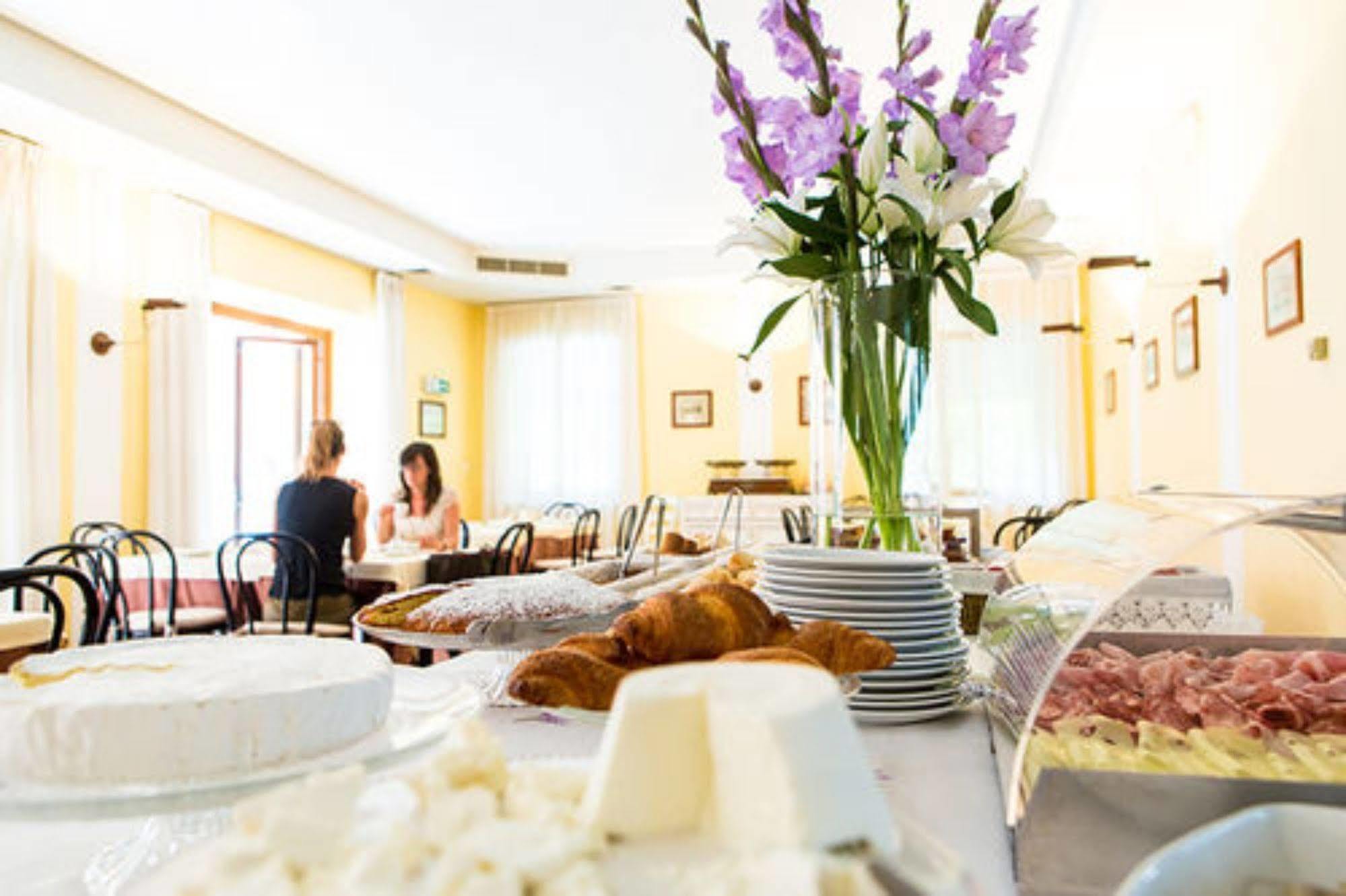 Hotel Speranza Bardolino Exteriör bild